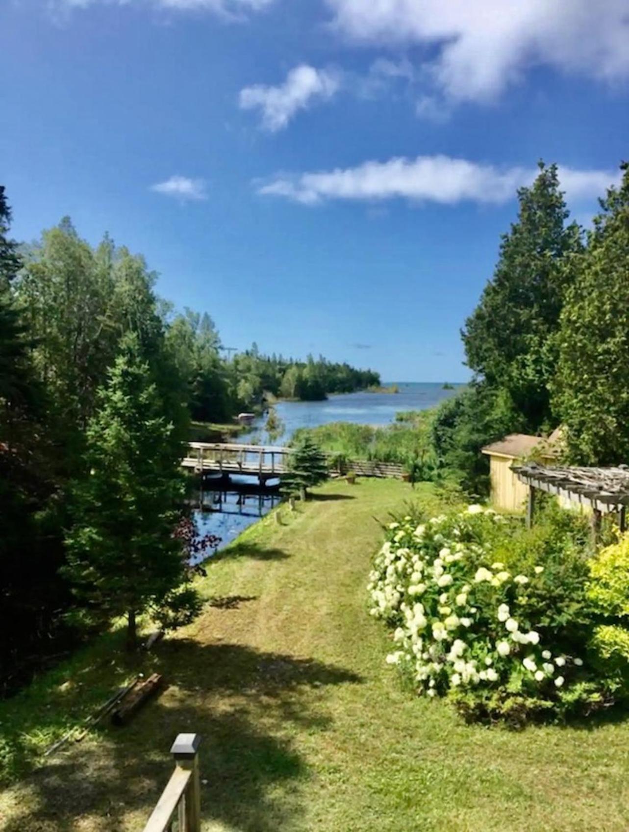 Kayak Cove - Tobermory Villa Exteriör bild